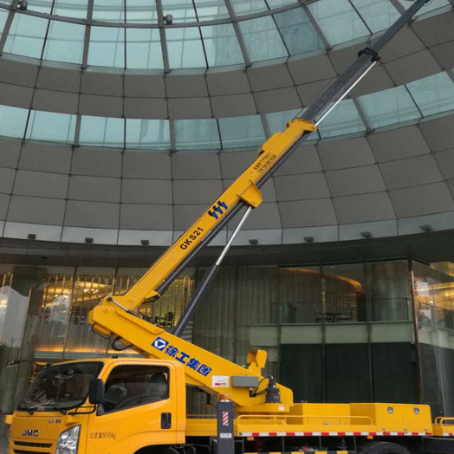 彭市镇附近高空作业车租赁｜安全设备租赁｜高空安装|工程定制化方案｜亿立达设备租赁